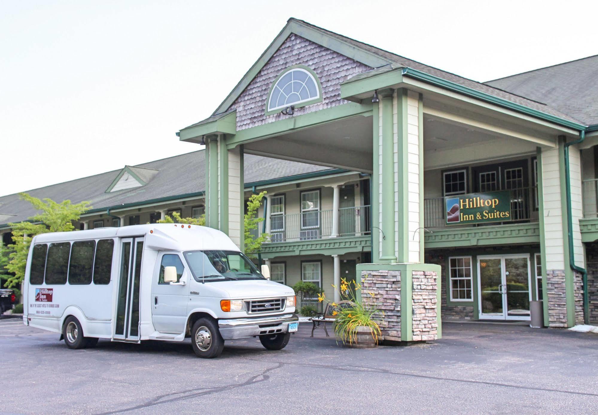 Hilltop Inn & Suites, Near Foxwoods Casino North Stonington Bagian luar foto