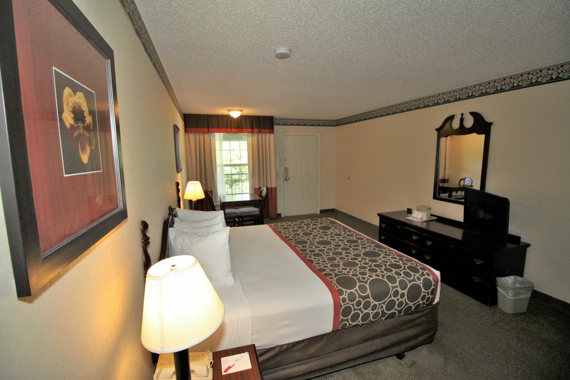 Hilltop Inn & Suites, Near Foxwoods Casino North Stonington Bagian luar foto